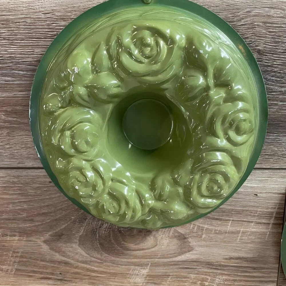 Rose Ring Jello® Mold AHC 1963 Ring of Roses Aluminum 9” Diam 5 Cup Green  Set 2